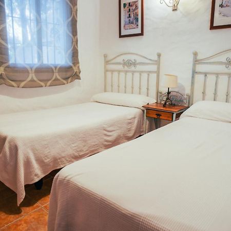 Villa Esterlicia By Fontanilla Del Mar Holidays Rentals Conil De La Frontera Eksteriør bilde